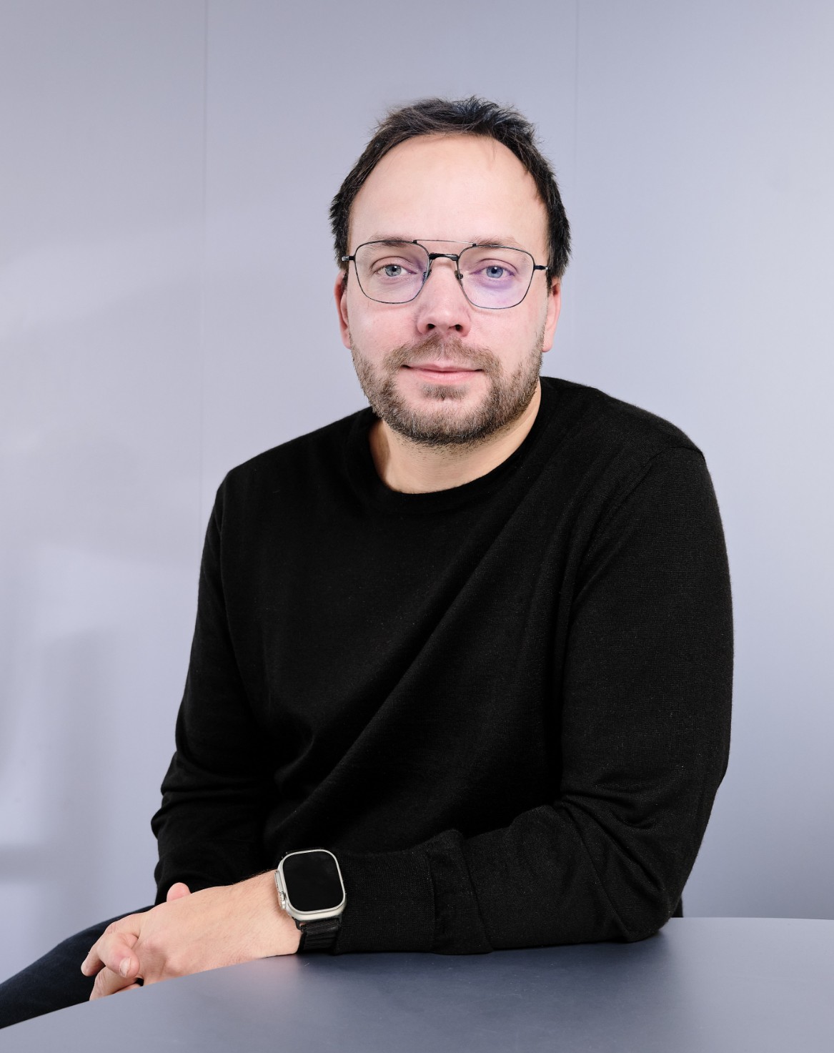KAREL KOVÁŘ